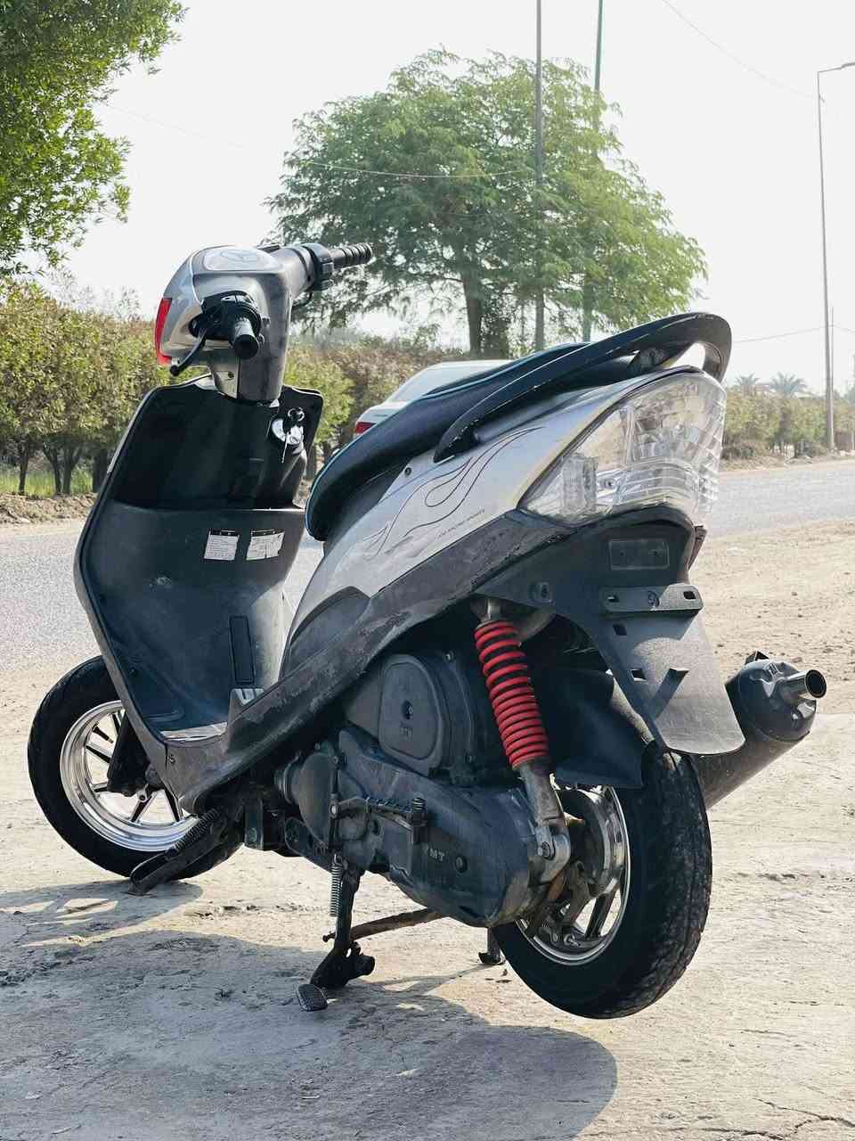 ماكس عدله للبيع
السلام عليكم ماكس عدله للبيع من الأخير دراجه ماعايزه برغي واحد
1_بوشه55مكينه إقلاع شلعه تاكل الكاع اكل دراجه شلعه ومعدل
2_وياله رياضي شوفت عينك
3_صالنصه رياضيFMام الطگه
4_كفرات اصليات مختمات سوادات ملح
5_باتري جديد
5_سلف رياضي 55
6_تخم تايرات جدد "7_كهربائيات كلها شغاله
بين(دراجه مفوله على اخر حبايه)
السعر750 وبيها مجال حگ الجيه.....مكان بابل الكفل***********موجود فقط واتساب
