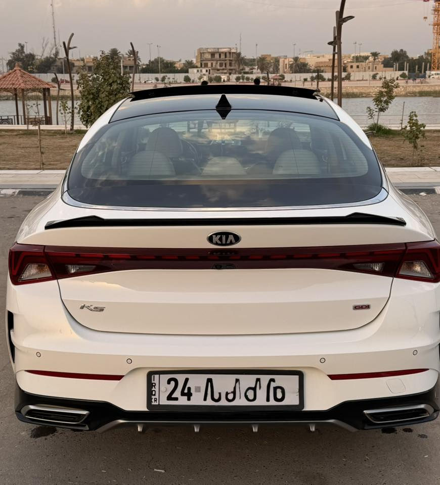 سلام عليكم 
كي فايف موديل 21 خليجي  سياره كفاله عامه 
بيه ملاحضات بصيطه 
رقم السياره دهوك مكان السياره ناصريه 
ماشيه 77 الف  
مكينه 2500 جي دي اي 
عدد البصمات 2
المواصفات  
بصمه السياره ‏
بانوراما
‏ صندوق ذكي
‏مثبت سرعة
‏ هاند بريك  
‏تحكم ￼ستيرن 
حساسات امامي خلفي 
وبعد المواصفات الي معروفه 
205 قفل 🔐 
للاستفسار ‭٠٧٨٦ ٢٦٧ ٥١٥٥‬
