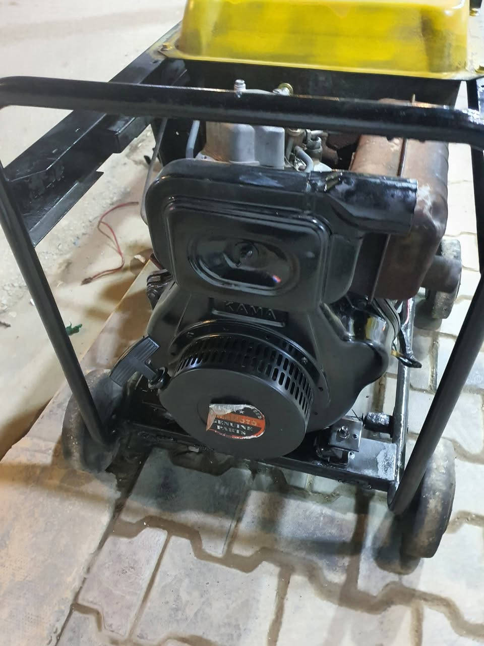 بضاعة جديدة باله متوفر لدى مجمع الكرار 
#متوفر #مولدات كاما وكاتم وبانزين 

موقعنا الزبيدية شارع 20 مجمع الكرار 
للاثاث المنزلية المستخدمة
للاستفسار الاتصال 
***********
***********
