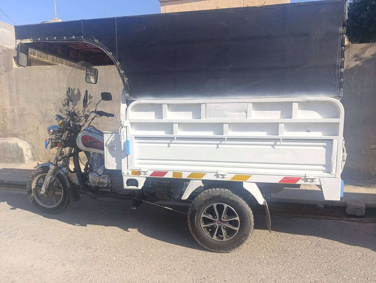 ستوته للبيع رقم سنويه السعر 3مليون 250الف العنوان ديالى جلولاء رقم ***********
