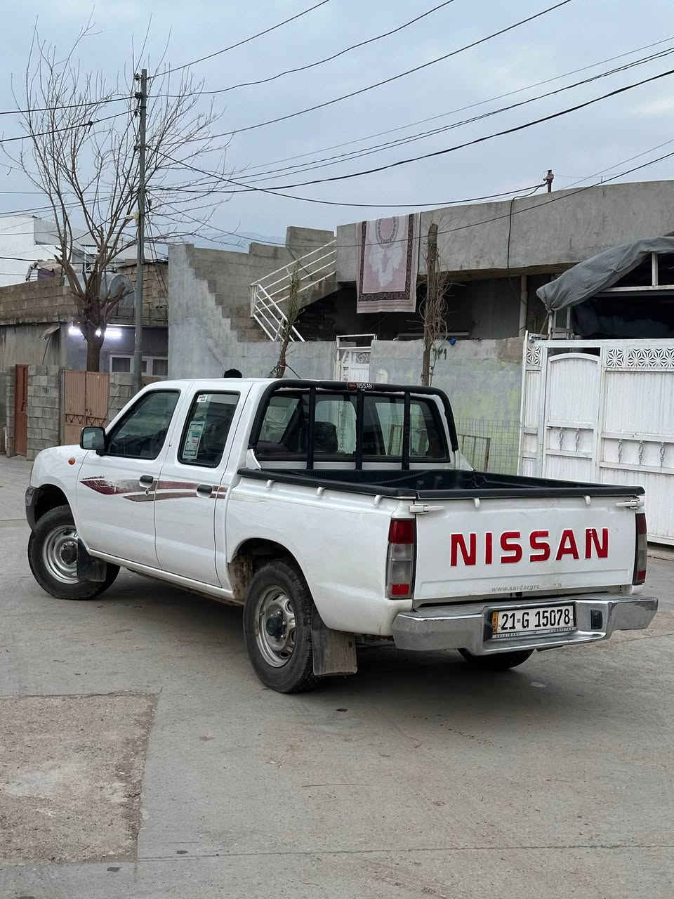 نیسان پیکاب دەبڵ 2009 نمونە لە جوانی 
ناو سوری جام کارەبای محسن یابانی ئەسڵ
سەنەوی و ژینگەی تا ٢٠٣٠ تازەیە 
هەر چوار تایەکەی لۆکە 
زۆر بەجوانی و پاکی ماوەتەوە 

سعر : داوای بکە لە کۆمێنت ڕاستەوخۆ بۆت دێت 🤖 

گێڕ و مەکینە بەشەرت 
بەشەرتی هەزار فیتەر چرکەو گەڵایەک ببڕە 
بەناوی خۆماناوەیە 

ژمارەی خاوەنەکەی
***********
***********
