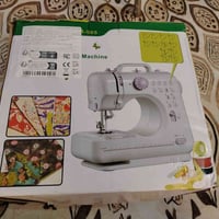 مكينة خياطة • أجهزة منزلية