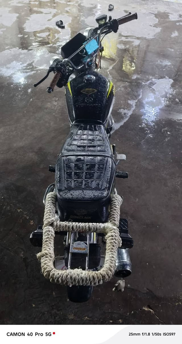 السلام عليكم. دارجه سيفان مديل 25 كفاله عام اورق اصولي بسمي دارجه بعده زيرو محرك 200 الله شاهد تاخذ ماطب بيها مصلح ابدد السعر خاص استفسار على الرقم ***********
