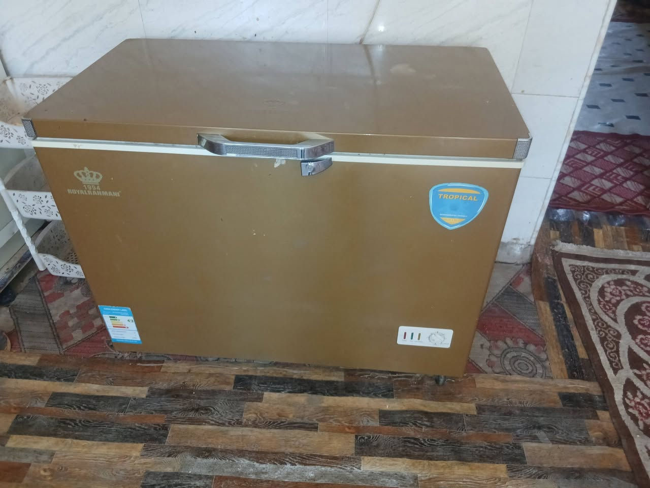 مجمده كلش نظيفه على الوطني تشتغل وتفصل على المولده تشتغل ثلج يصير بيها ما اعرف شنو السبب سعرها 100 قفل.       *********** واتساب
