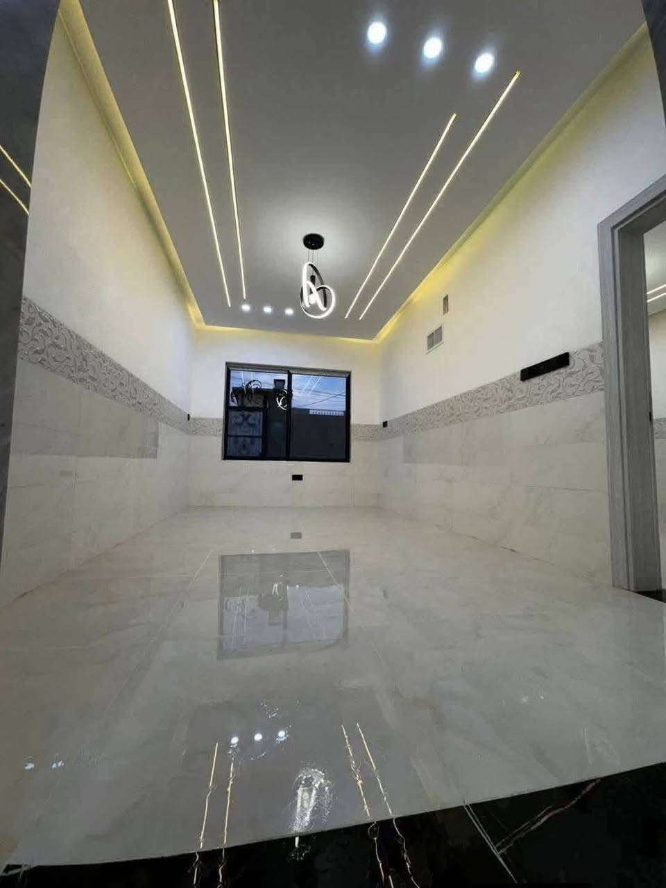 للبيع للبيع
دار في حي البكر قرب مدرسة التراث العربي المساحه 150م 

الواجهه 10م سند طابو الزهور ملك صرف تسليم فوري 

الطابق الاول غرفتين نوم وهول واستقبال وخدمات صحيه 

الطابق الثاني ثلاث غرف نوم  وهول وخدمات صحيه 

للأستفسار ع السعر وباقي التفاصيل الأتصال بل أرقام التاليه 

***********

***********

نستقبل كافة العروضات بمختلف المساحات السكني والتجاري
