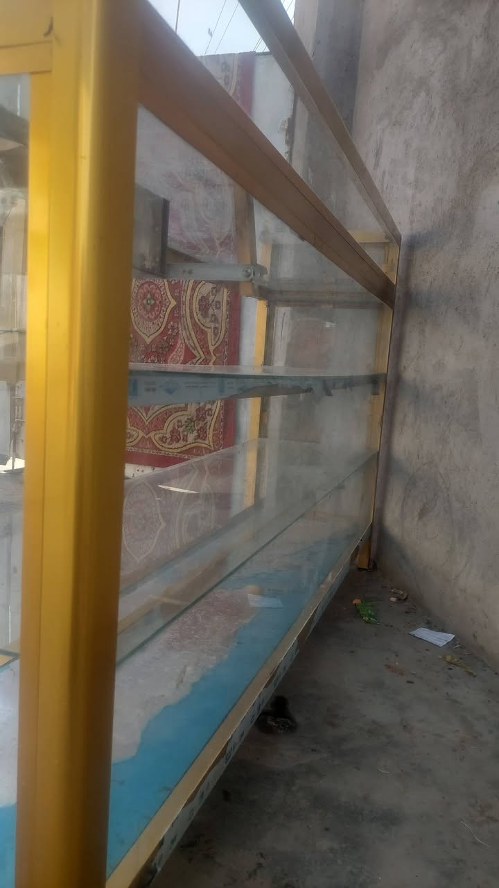 سلام عليكم عرضه جام خانه مترين ونص عدد ثنين البيع***********
