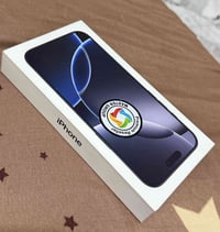 ١٦ برو ماكس للمراوس ب١٧ بروماكس ٢٥٦ هذا هم ذاكرته ٢٥٦ بطاريه ١٠٠ مشحون...