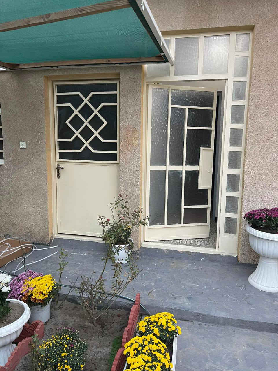 السلام عليكم مكلف بالنشر 👇👇👇
صباغ كرسته وعمل شغله درجه أولى وأسعاره مناسبه 
وهذا قسم من شغله 
تابعوا الصور 👇👇👇
أي أستفسار التواصل على هذا الرقم 
***********
