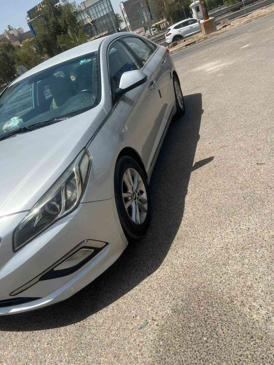 سوناتا 2018 وارد كوري مراوس BYD 24/25
بانزين اصلي استيراد ع ايدي

مال بيت السيارة بدون حادث بدون صبغ 

بيها بارد بالصندوك موجودة الصورة نزلتها بالمنشور 

نص فول سويج شخاطة كشنات جلد كشن السايق كهرباء 

تدفئة كشنات

كشنات جلد كريمي بس اني مغلفهن  

تبريد قطعتين 

حساسات خلفية 

كامرة خلفية 

شاشة

شاشة اعطال  

لد نهاري 

ويل 16 

ماشية 81 KM حقيقي

مكينة حجم 2.0  نوع  CVVL  

مابيها اي نقص السيارة ربع متصرف عليها وجاهزة لاخر حباية  فقط تحتاج بولش لان السيارة تجودر 

***********
