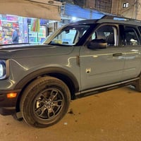 فورد برونكو BIG BEND  2023  وارد امريكي حادثها بسيط جانبي  بجم كبس وصن...