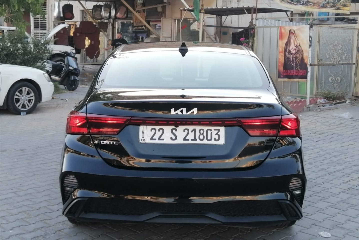 ***********
رايدهة ب 127 ورقة وبيهة مجال
كيا فورتي 2023 وارد أمريكي
محرك ٢٠٠٠ دوش لوووك مامفتوح
كير cvt بلادي لووك
شاشة كبيره،، كاميرا دوارة 
الداخل تنتة انارة روز رايز 
رادارات جانبية نقطة عمياء 
رادار امامي توقف ذاتي
قيادة آلية تحديد مسار
اشاير بالمري 
مري شفط كهرباء 
لايت عدسة زنون الأصلي 
ماشية 39 الف
رقم أربيل باسمي السيارة تحويل مباشر رقم وسنوية وهزة جديدة
حادثهة بنيد شطح من فوك وباب الصدر تعديل وصبغ بدون تبديل بغداد, العراق
