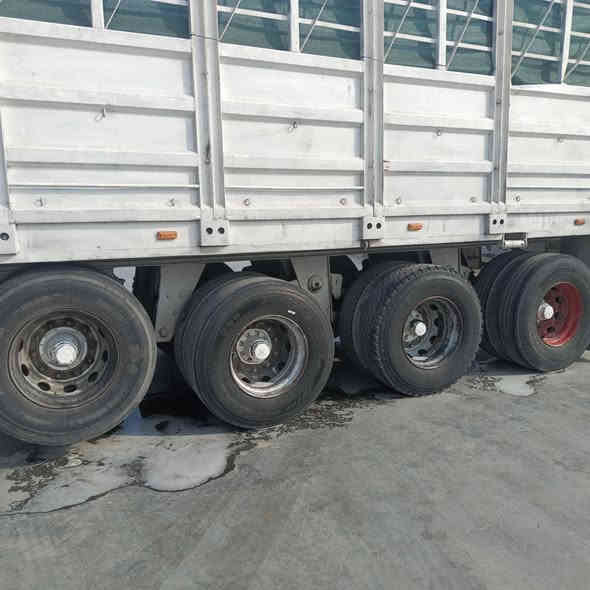 عربانه للبيع طوله 13,70 شاصي اوروبي دناكير صيني اثنين 13 واثنين 14 للاستفسار ***********
