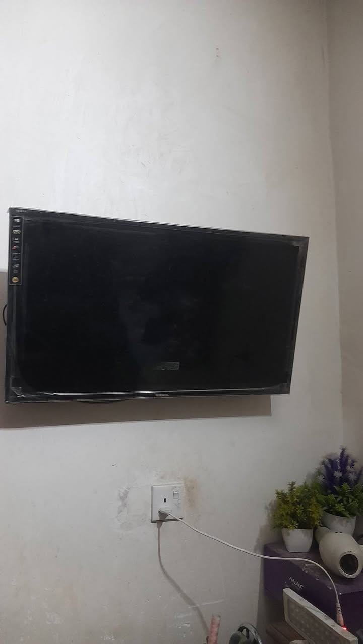 سلام عليكم  بلازمه ومكينه خياطه للبيع
الشراي يتصل ولموشراي لا يتصل رجائن
***********
مكان جبله
