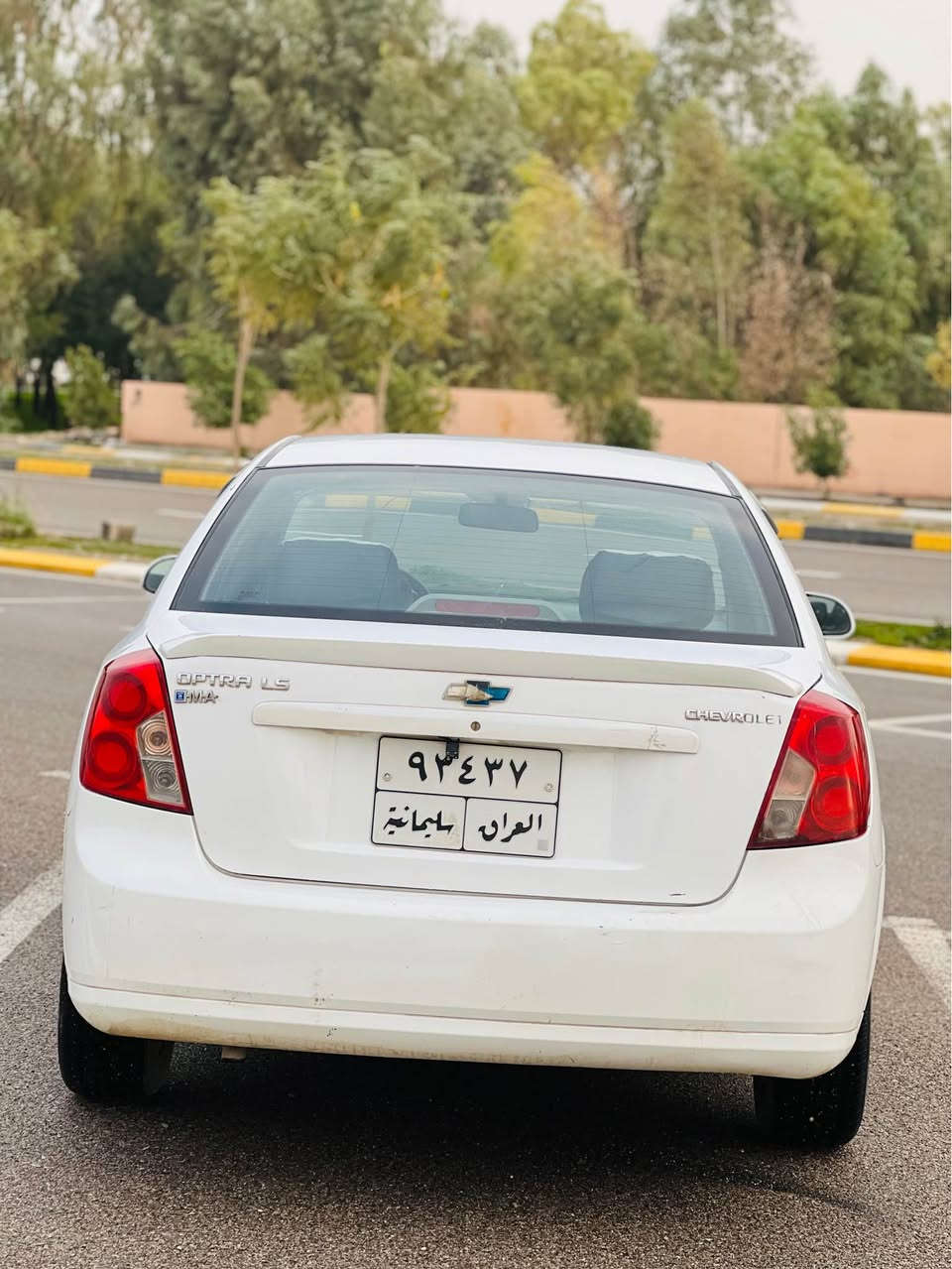 وبترا موديل ٢٠١١ تنوتؤلة گيرو مةكينة بةشةرت سةر بؤنيدي بوياخة سونةريم داناوة 
سعر ٨٠ گلا 

*********** كالار, السليمانية
