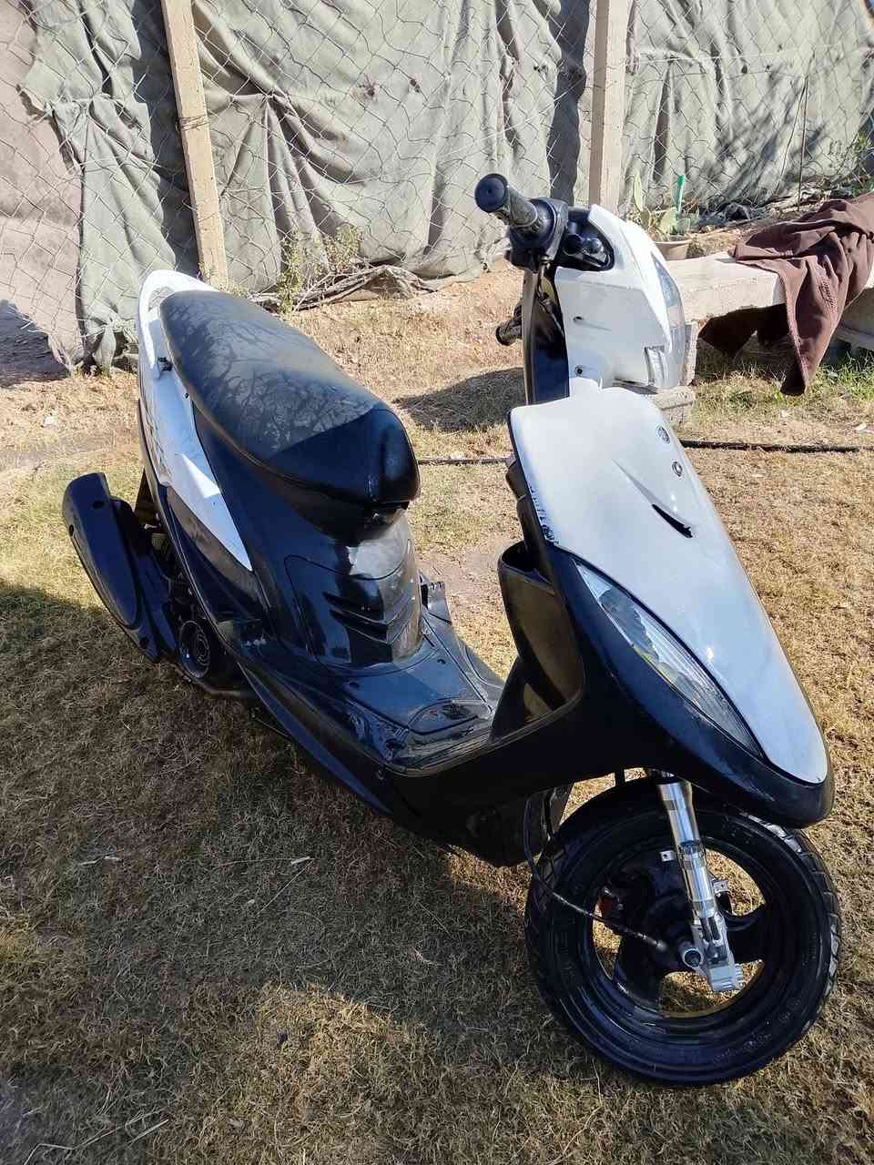 السلام عليكم دراجة ماكس عدلة ياباني للبيع دراجة رمبة استخدام 5 اشهر دراجة مكفولة من  صوت محرك ومن كلشي لايت زنون عالي ناصي بگ لايت سلف باتري جديد دراجة مابيها نقص سعر 800وبيها مجال للشراي ويتدلل الي يريد الدراجة مراسلتي أو يتصل على الرقم ***********
