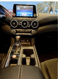 للبيع نيسان سينترا 2025 مواصفاتSV وارد امريكي سبير ما نازل حادثة طخات ...