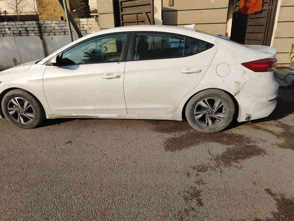 السياره النترا 2017 
محركها ٢٠٠٠ دوش
بيها منضومة غاز من الشمال
بيها بصمة
تشغيل عن بعد
3 انضامة سياقة ايكو وعادي وسبورت
حادثها من امريكا بس جنطة ومرجعيها ع البارد
ومن امريكا بيها تقشير شوي بلبنيد وبلقمارة وبلجنطة حاطيلة فابلون مصابغيها
السياره كلها ليبل واحد
السعر ١١٠ بيها مجال بسيط
*********** واتساب
*********** اتصال ع الخط
مكاني الدورة
