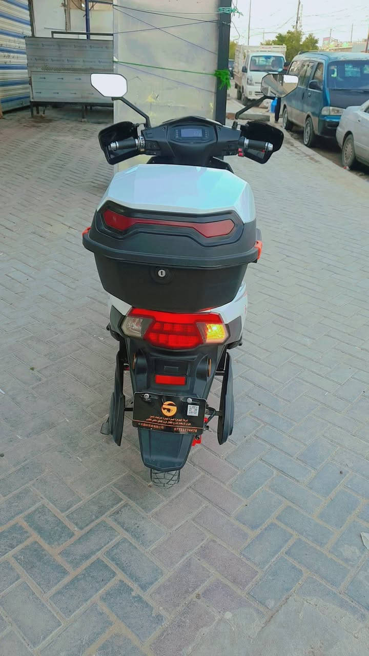 سلام عليكم دراجه شحن جاهزه كلش حلوه جديده 3 سرعات وبك سعر 625 عنوان بغداد حسينيه الراشديه رقم ***********
