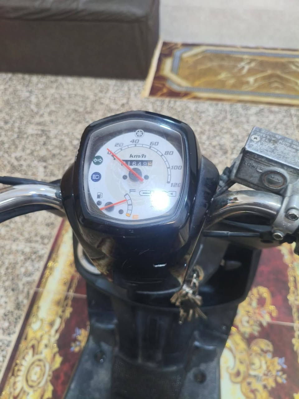 السلام عليكم دراجة بوليس للبيع مكينه مامفتوحه كفرات اصليه مكينة ناعمه كهربائيات شغاله الشراي يتصل مكلف بالنشر السعر ٨٧٥وبيه مجال وصل معرض موجود جاهزة من كلشي ***********
