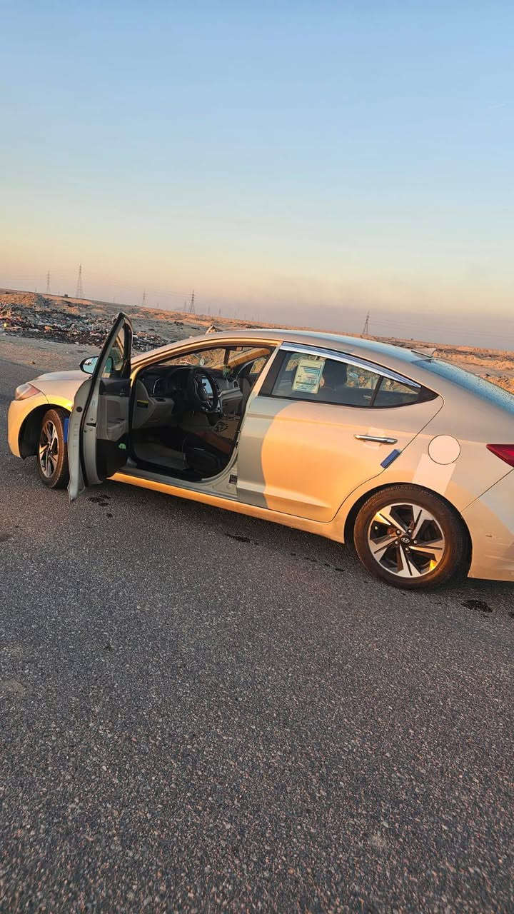 السلام عليكم النتره 2017  وارد امريكي بيه جاملغ جهت السايق وبنيد  مكينه 2000 دوش  تخم تاير جديد  حداديه جديده  زنون عالي ناصي سياره  بسمي  مشروع وطني  تحويل ثاني  يوم  السعر    118  وبيه مجال   *********** تصل        بكاني بصره   ما متواجد على الفيس
