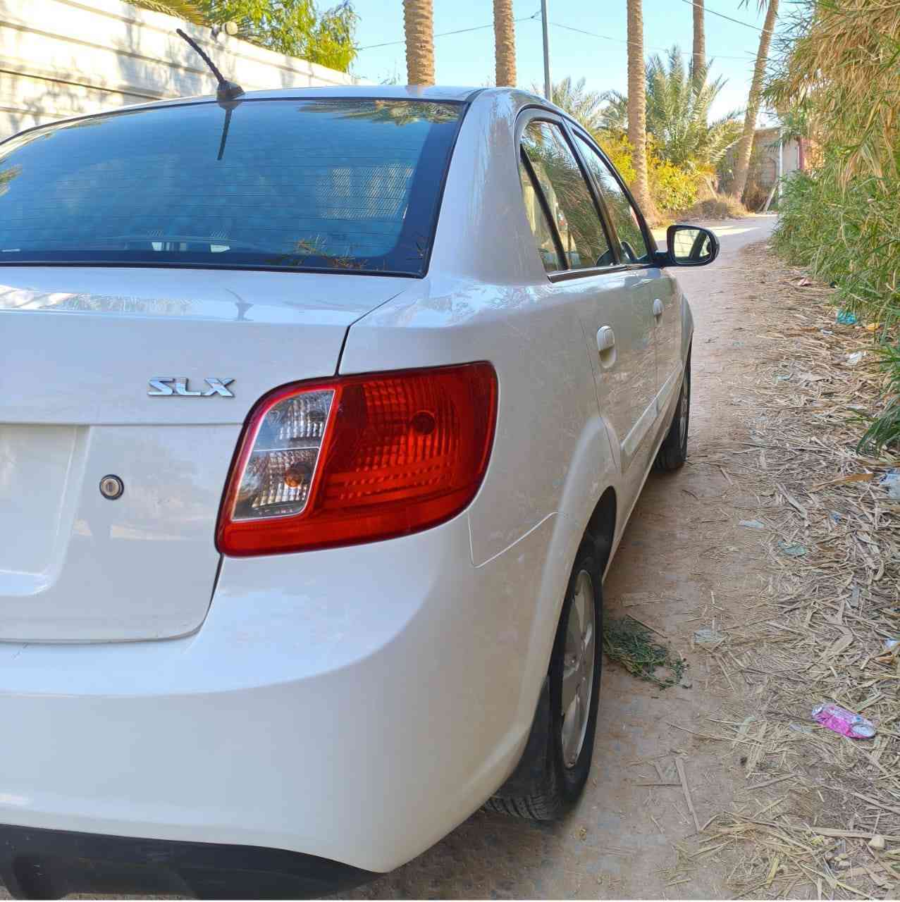 كيا ريو خليجي بسمي مالجناي مكينه1600جديده صاريومين من شديتها رقم واسط مكفوله ماعده قبق الجنطه الاستفسار على هذاالرقم ***********
