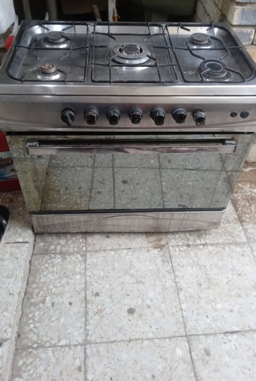 طباخ للبيع ب١٥٠ وبي مجال بسيط المكان الشعب


**إذا كنت صاحب هذا الإعلان وتريد حذفه لأي سبب، رجاءا أرسل رسالة إلى الدعم الفني**