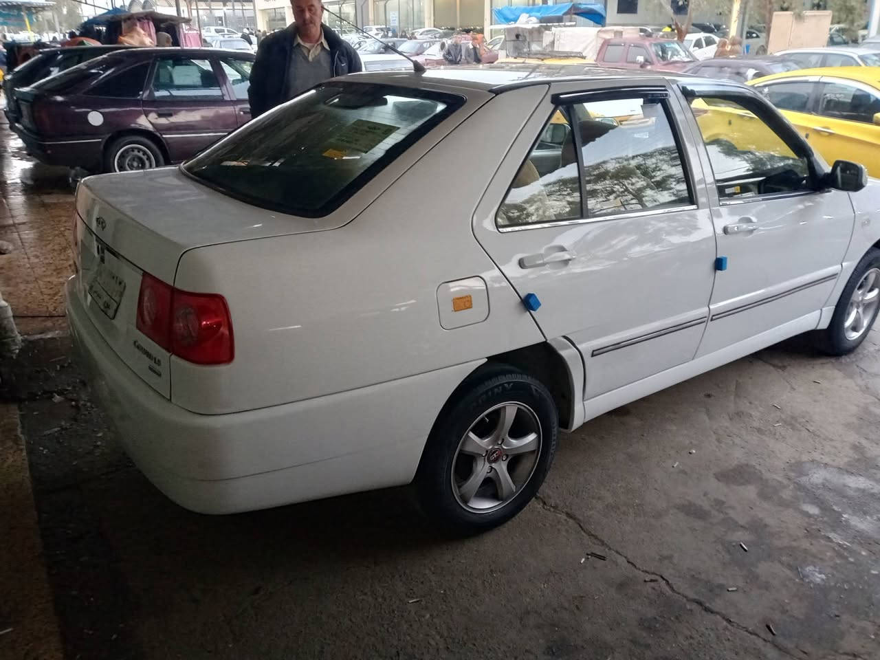 كوين مديل 2013 نينوى
شرط تحويل وكاله شرط بلادي كلو 
لا صبغ ولا بارد ولا تبديل كير مكينه وضع شريكه سياره مال بيت جاهزه من كشي 
***********
***********
متواجد بل موصل
