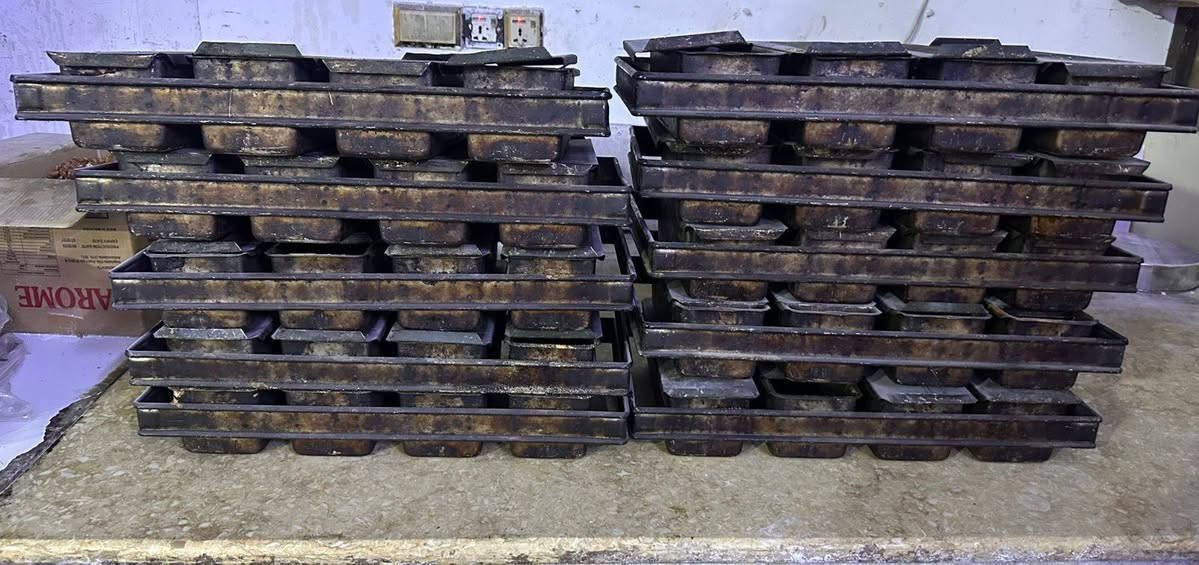 مكينه توس
قوالب توس 
فرن ٣خانات نزال ٩٠
 مشعل فوك ومشعلين جوه 
العنوان _بغداد 
الرقم :***********
الاتصال فقط فقط فقط
