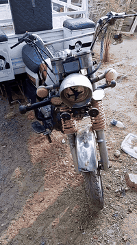 السلام عليكم ستوتة مديل 22المحرك بلادي مامفتوح المكان ديالى منطقت القصيرين ***********
