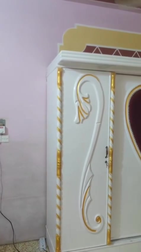 بسم الله  ((  للبيع  )) غرفة نوم تصميم تركي خشب صاج صبغ حراري ابيض الغرفه فول نظافه مستخدمه شي قليل الغرفه  6 قطع كامله 
السعر خاص للشراي


**إذا كنت صاحب هذا الإعلان وتريد حذفه لأي سبب، رجاءا أرسل رسالة إلى الدعم الفني**