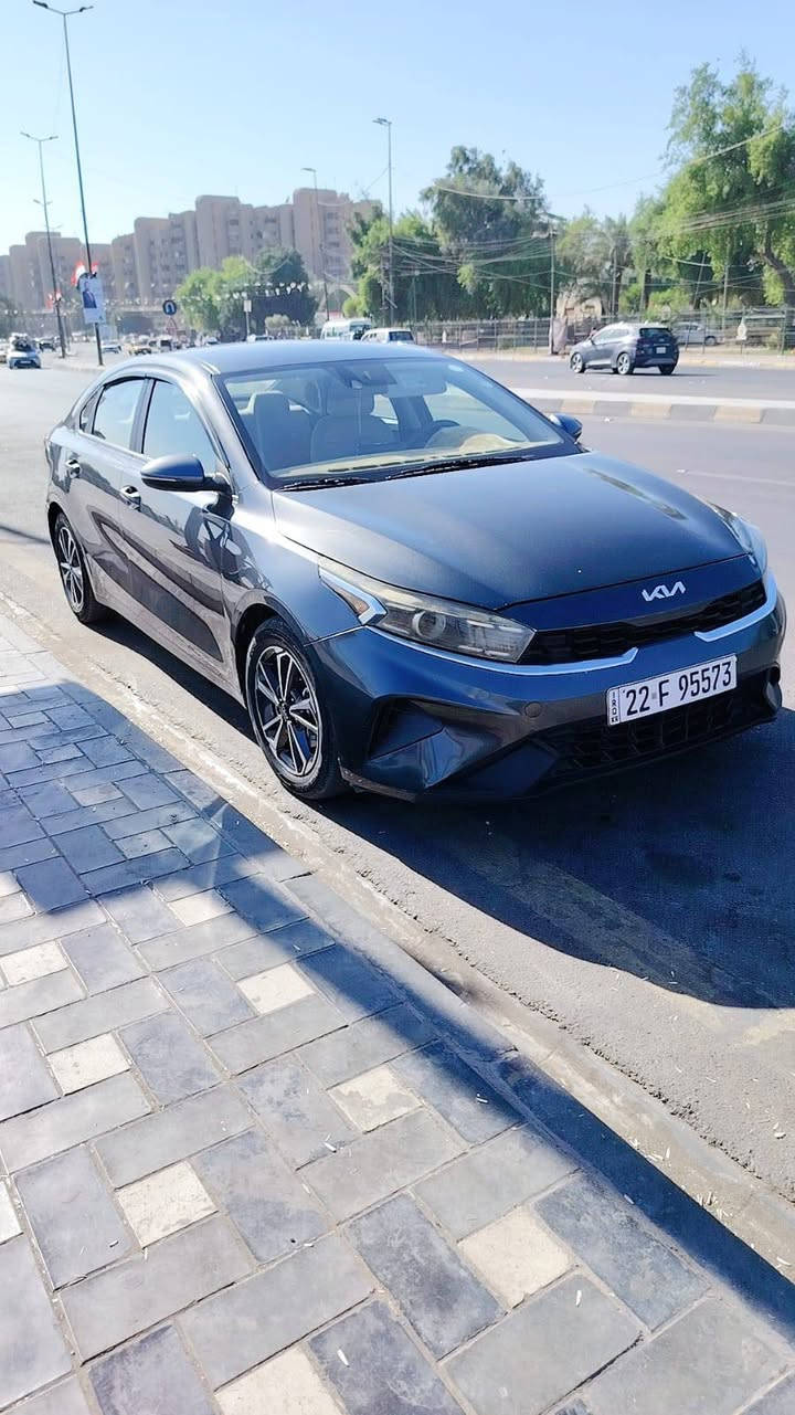 سلام عليكم السياره للبيع كيا فورتي٢٠٢٣ رقم اربيل حادثهة مثل ماموضح بلصور +طختين صغار رايدلهن بارد كير محرك مكفولات مواصفاتهة اشاير مري شاشه رادارات جانبيه معروفه مواصفات الLXS السياره جاهزة ومابيها اي نقص السعر(١٣٨) العنوان بغداد حي الخضراء اتصال اوواتساب(***********)
