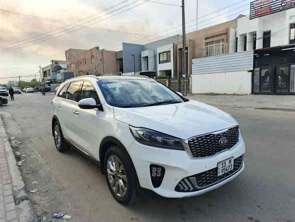 كيا سورنتو موديل  2020
 ( خـليـجـي )  شركه دوليه 
مكفوله من الضربه والصبغ  والبارد كفاله عامه
رقم بغداد بسمي ارقام جديده وهزه جديده وسنويه
مواصفات
بصمه 
باب خلفي كهرباء  
نضام بريك ابي اس 
لدات اماميه خلفيه
لايت زنون
كامره اصليه دواره 
حساس امامي خلفي اصلي
كشنات كهربائي  2
شاحن وايرليس
3قطع تبريد
لد امامي بكلايت لد
شاشه كار بلي اصلي 
كروس سرعه
تحكمات ستيرن
اريل انفكيشن
سبعه راكب
ويل كب نيكل
بصمه تشغيل وابواب 
6 سلندر  م3500  مامفتوح بلادي
8كير مامفتوح بلادي   
ترحيب  
كامره دوارة      
مري شفط    اشاره بالمري 
برادات بلاديه 
شاشه كبيرة 
فول تحكم استرن 
اربع انظمه قياده  Sport  eco cimfort   smart 
كشافات ضباب رباعي
علامة بالدواسه 
اريل انفكيشن جيبي اس
السياره جديده جدا جدا مكفوله من الضربه والصبغ والبارد  السياره جديده ماشيه 62 الف 
السعر 275$
***********
*********** بغداد
