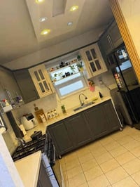 كاونتر للبيع خارج MDF وداخل ألمنيوم القياس الكلي 5  المرمر كورارتز   ا...