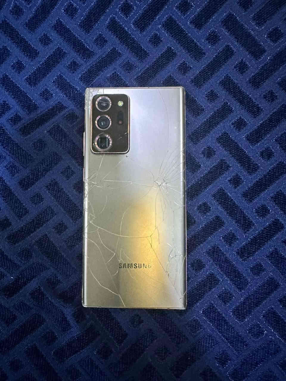 سلام عليكم
متوفر  honor x7b مع Samsun note 20 ultra
الجهازين نضيفات ما مبدل شي وكلشي شغال فقط ال سامسونج الضهر مالته مكسور بس والهونر ييبي فطر صغير بالشاشه بس ما مأثر عل لمس 

الجهازين للبيع أو مراوس بآيفون 
عنواني كركوك 
رقم *********** أو تواصل خاص
