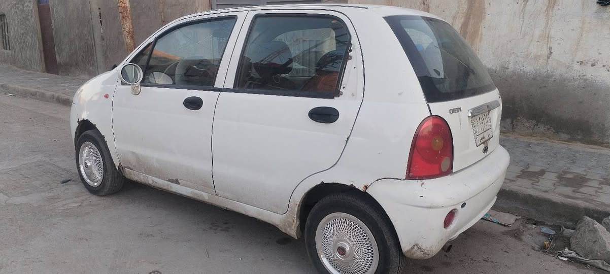 السلام عليكم كيوكيو ١٣ للبيع كير محرك شرط ومابيه صبغ بس شوييييه خياس بالداير يعني مو شرط تسويهن اقابلك مع الشرعي كبل بس مايرضى غير التحويل داخله حلو كلش بغداد المحموديه *********** السعر ٢٥ ومن تجي الحجي يختلف
