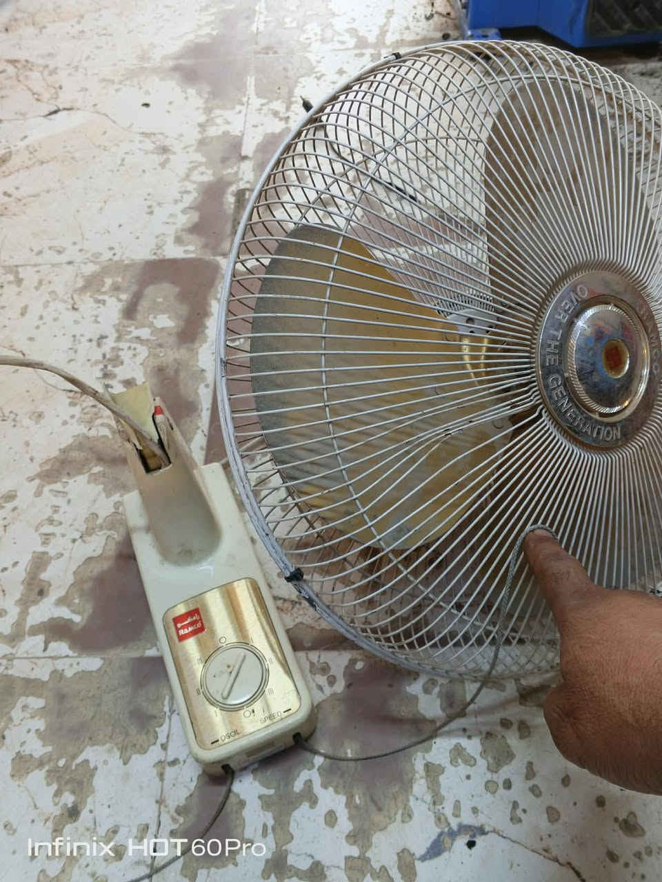 بانكة رامكو جدارية شغالة ضررها مكسورة من العنق السعر 20ألف العنوان حي التعليم


**إذا كنت صاحب هذا الإعلان وتريد حذفه لأي سبب، رجاءا أرسل رسالة إلى الدعم الفني**