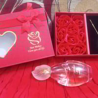 🌷بوكسات هدايا 🌷  شال سكارف الأحمر الترند الأصلي ❤️❤️  عطر فرنسي يدوم ط...