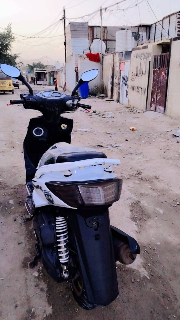 يا الله سلام عليكم خوان دراجه سكنس فحل اي نقص ما بيه محركه ما مفتوح كفراد بلادي جيب فيتر تعال فحص محرك يخبل والله تعال شوف بعينك سعر ٦٥٠ بيه مجال شراي يتصل *********** مكاني بغداد جكوك
