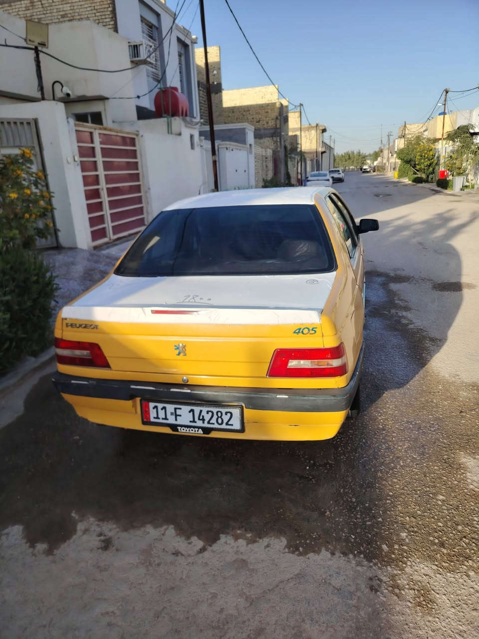 بيجو 405 للبيع 2015 سياره جاهزه كير مكينه تبريد حداديه كلهن فول سياره جاهزه ومذب عليه شي بس صبغ بل الجاملغ لخلفي وشويه من الجنطه بس بدون داخل لا حوض ولا اي شي هيئه غرامه مصفره مكانه نجف وراعيه بل النجف سعر 34 وبيه مجال استفسار ***********
