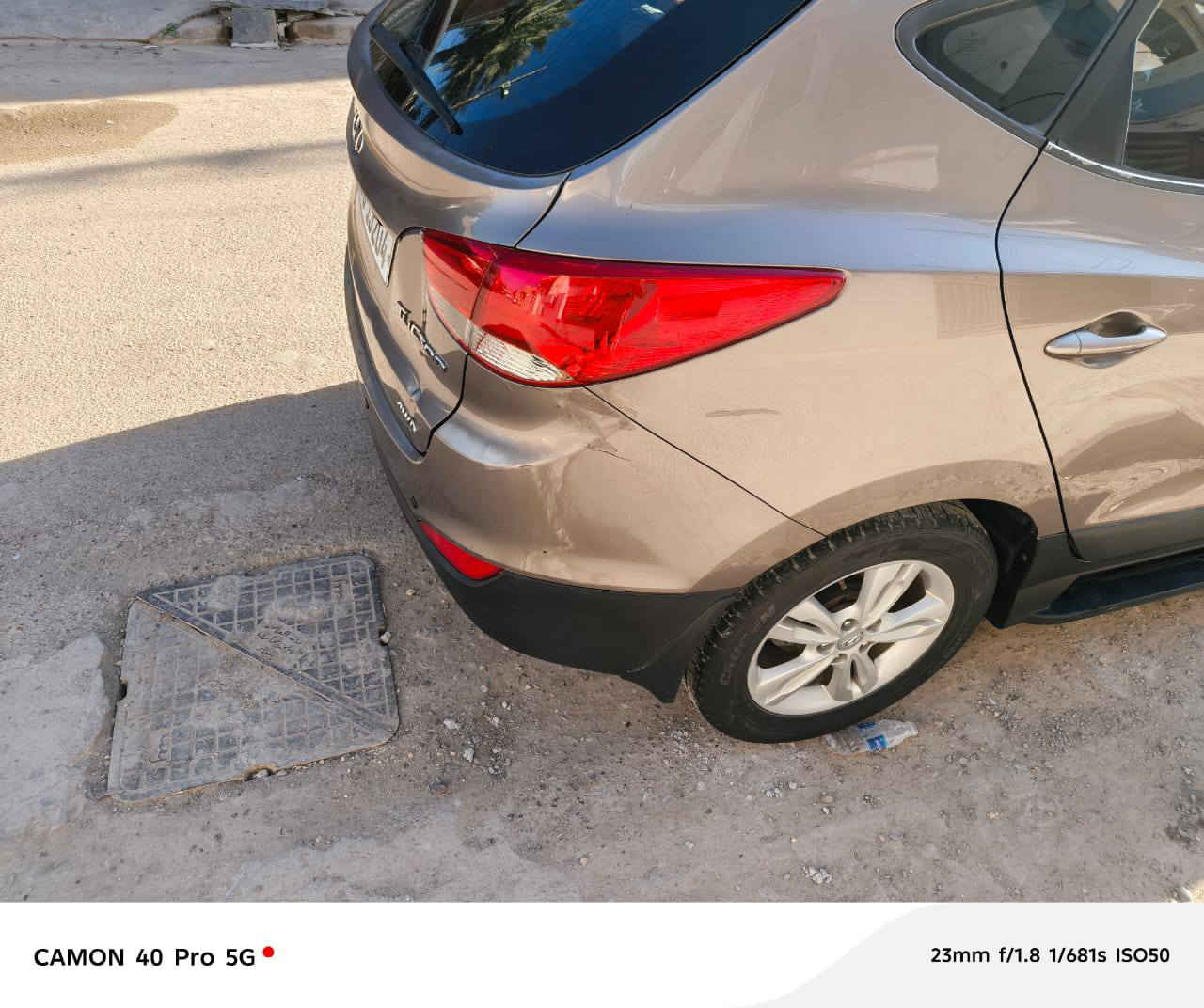 السلام عليكم هونداي توسان موديل 2010خليجي بنورما تبريد ابيانو محرك 2000 فور ويل فقط صبغ قليل يم قبغ البانزين بداير الجاملغ هزه جديد رقم جديد بغداد ابسمي السعر 115ورقه وبيها مجال بسيط مكاني بغداد الشعب للاستفسار  الاتصال على الرقم
***********
