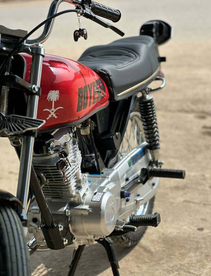 سلام عليكم دراجه تعممير 2026 مكينه نامه اصلي  اوراق اصولي شاصي مال بارت محور بوريه دراجه كفاله عامه مال جناي سعر مليون وخمسين وبيه مجال لشراي هاذه رقم الهاتف ***********
