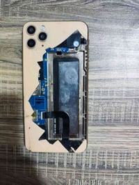 باكج ٤ اجهزه • ايفون١١بروماكس • مراوس