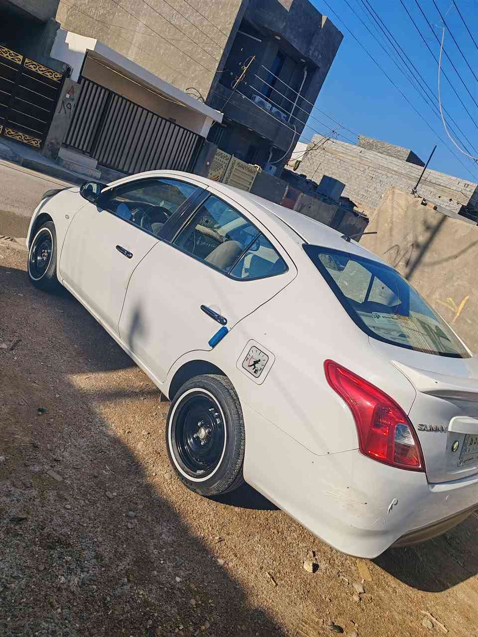 السلام عليكم سياره صني البيع  موديل ٢٠٢٠ ماشيه ٩٤الف  *********** مكاني بغداد سياره حادثه من كدام جها السايق  جاملغ مصبوغ  و بنيد شبير عرض  وطول عرض مصبوغ    سعر 105 وبيها مجال
