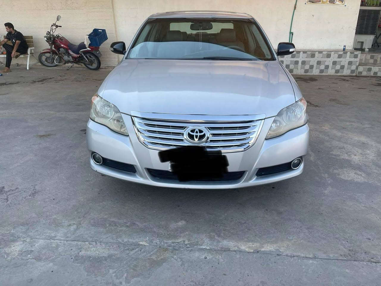 سلام عليكم للبيع افلون 2007مصبوغه عام جماليه وارد امريكي بيهه ضربه بجم بس لا لغد ولاشواصي وبيهه ضربه الجاملغ الخلفي مال البانزين شبرين
 فقط السيارت جهازه مال بيت السنويه بسمي رقم بغداد دولي لل30 حدايه جديده مكينه وكير مكفولت تبريد ثلج او مراوس حسب القناعه مابيه اي نقص سعر80وبيه مجال مكانه صلاح الدين بلد لاستفسار لاتصال على الرقم ***********
