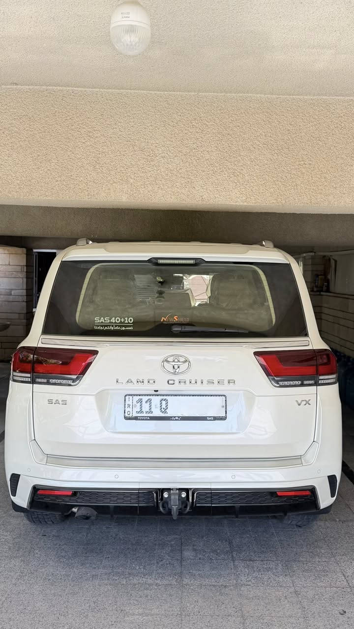 السلام عليكم
LAND CRUISER 2024 VX  PLUS  SAS 
لاندكروز 2024 VX ساز ابو الضمان تنفس طبيعي المرغوب
صيانة دورية كله بل شركة 
ماشية 15,000km  سيارة بوضع الزيرو 
السياره فول مواصفات مكفولة كفالة عامة عده ملاحضات بسيطه  رقم بغداد بسمي تحويل ثاني يوم 
مكان السيارة جادرية شارع الوزراء 📍
تواصل ⬇️
 *********** 📞

