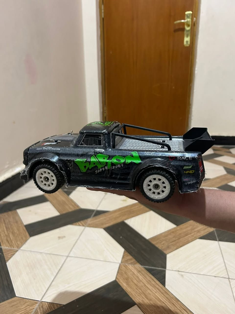 ‎1/16سياره احترافيه مستعمله مع كامل ملحقات لكن بدون كارتون السعر خاص


**إذا كنت صاحب هذا الإعلان وتريد حذفه لأي سبب، رجاءا أرسل رسالة إلى الدعم الفني**