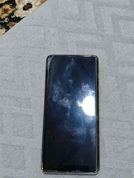 اسلام عليكم جهاز هنر اكس تسعه بي جديد لك صارلي شهر من أخذته  شرط شخط مابي  ذاكره 256 سعر275 رقم ***********
