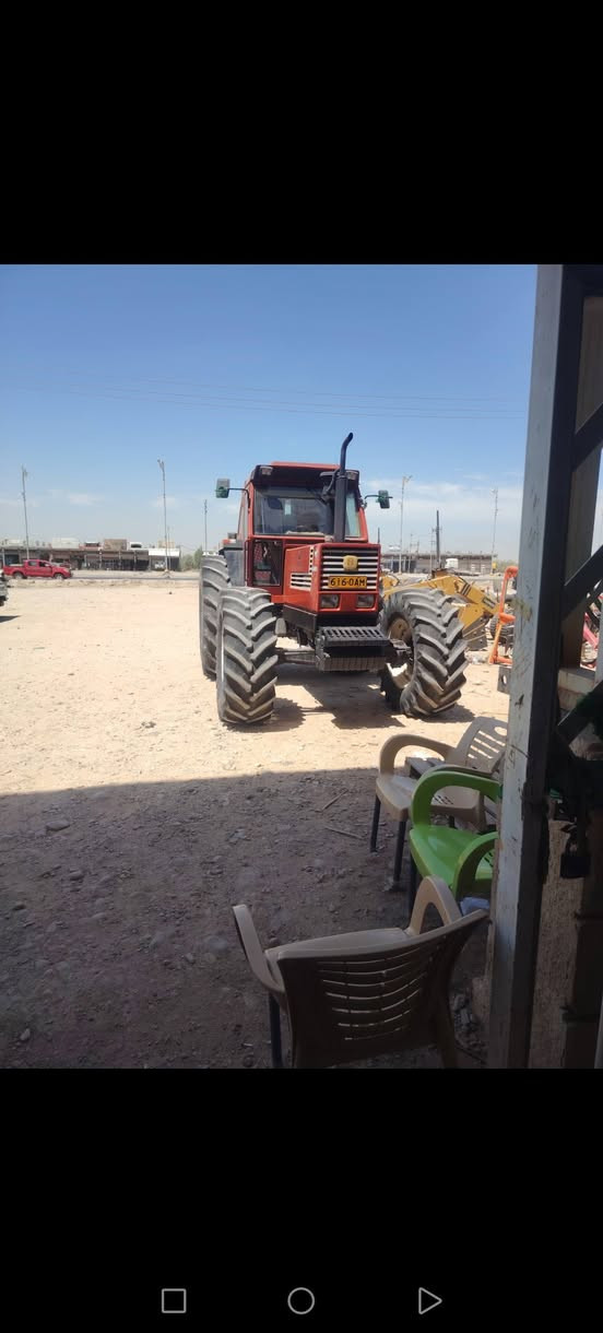 السلام عليكم فيات 1380 حجم 140 وظع شركه مشتغله 12 الف دخول جديد منفيس المكان واسط الصويره الاتصال *********** السعر مناسب وترهم مراوس بسياره
