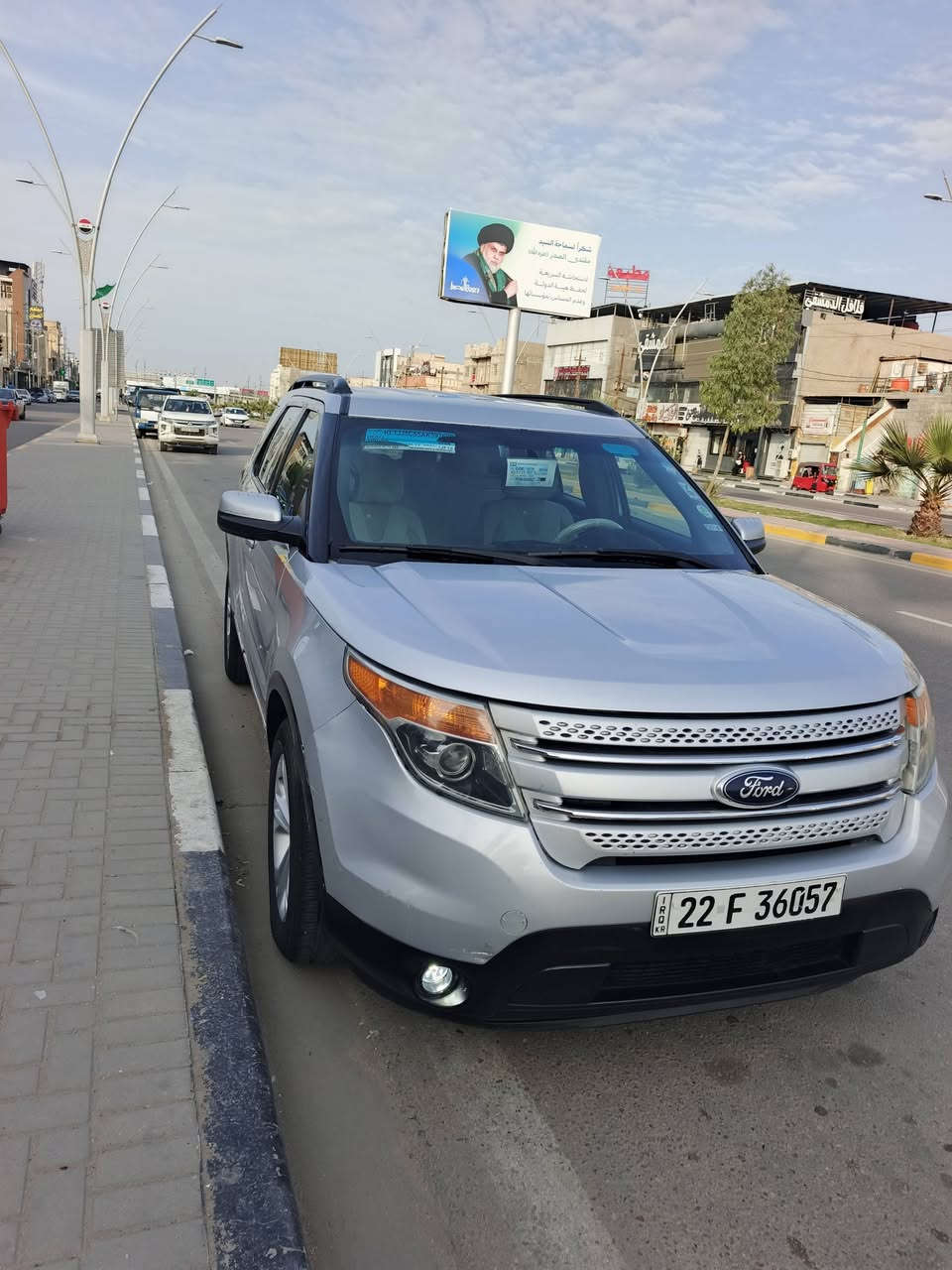 يا الله 
سلام عليكم فورت 2013 وارد أمريكي ضررا جاملغ ع البارد وبيه دخلت بارد تخم تاير حداديه 100/100تبريد وتدفئه
سنويه وهزه 2030   سعر 130 وبيه مجال
البصره القبله ***********
