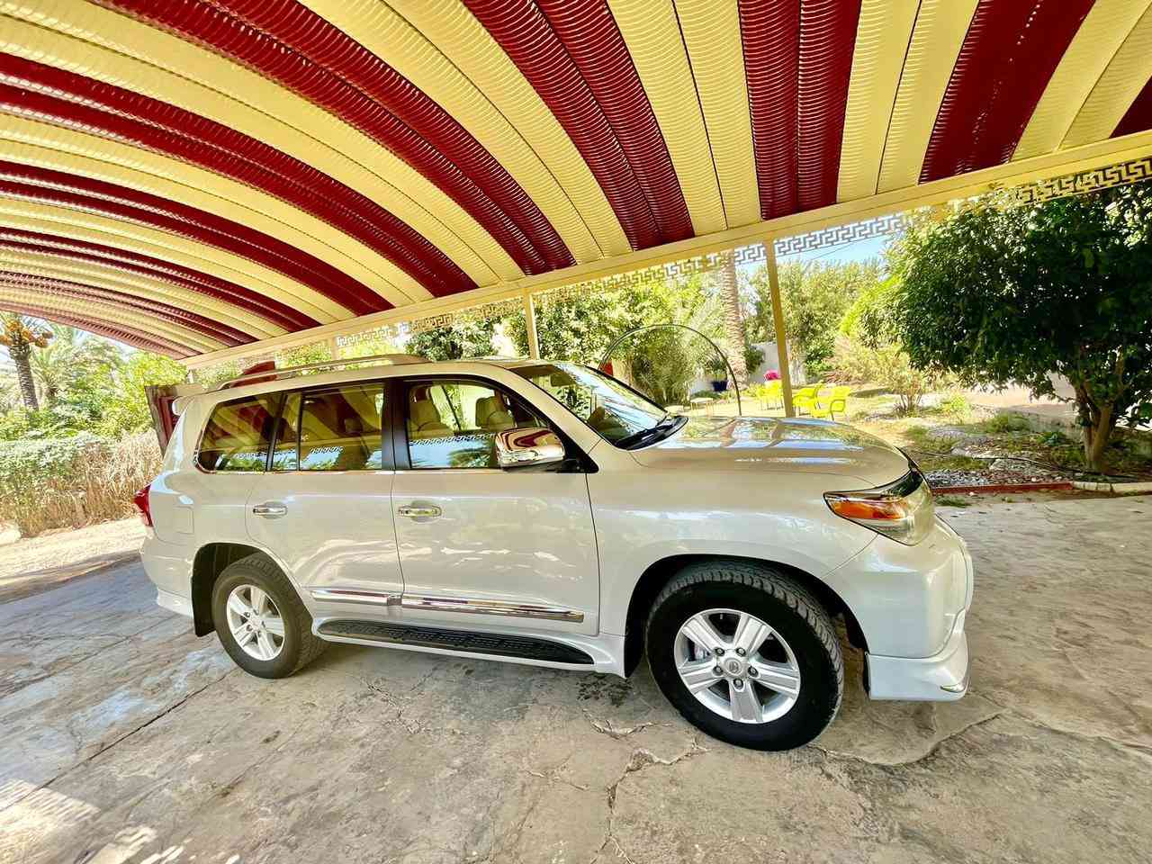 لاندكروز ٢٠١٢  اربيل بريم اصلي مكفوله من الضربه والصبغ

فول مواصفات فتحة سقف  كشنات جلد بصمة تشغيل وبصمة ابواب زراكات مري شفط حساسات اشاير بالمري كامره 

حجم المحرك 8سلندر 4600

***********/  ***********امين الاحبابي
